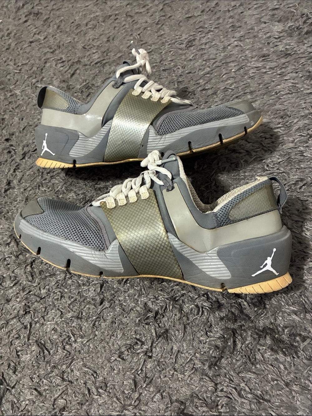 Jordan alpha trunner